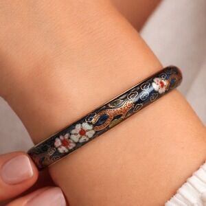 Vintage Cloisonne Enamel Floral Bangle Bracelet Navy Blue Gold Tone Asian Flare